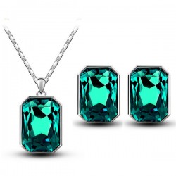 Platinum plated big shining green rectangle pendant with earrings